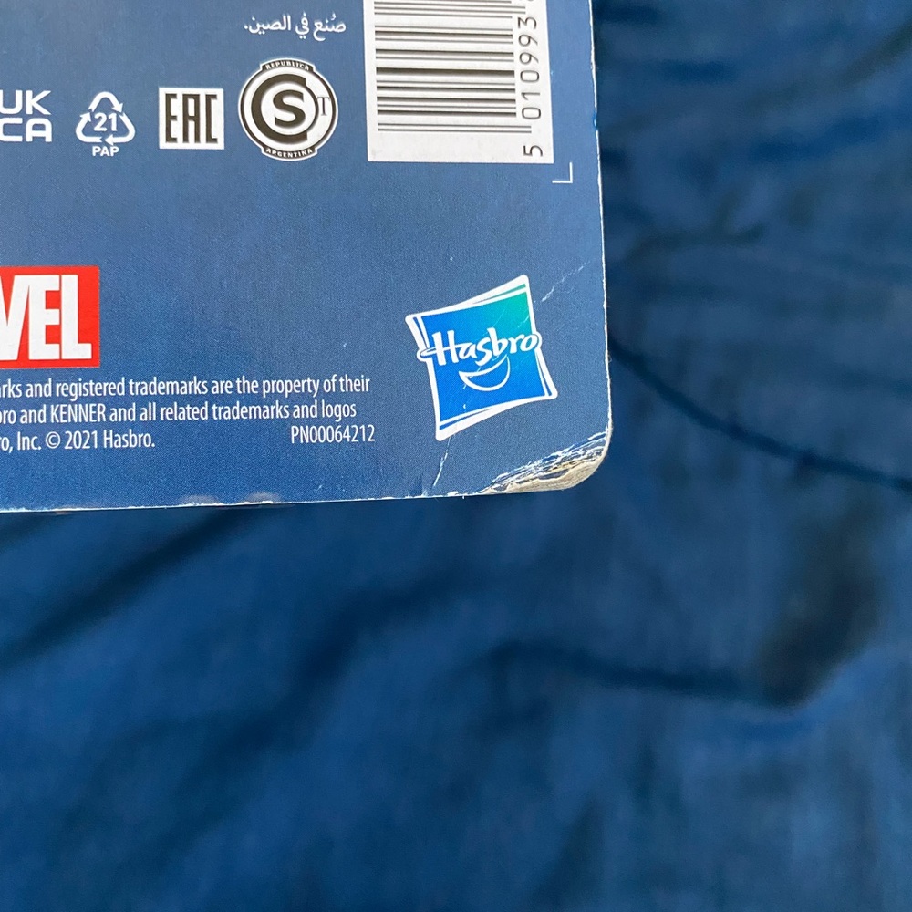 Marvel Legends The Invincible Iron Man Stealth Armor Kenner Figure - Picture 5 of 10